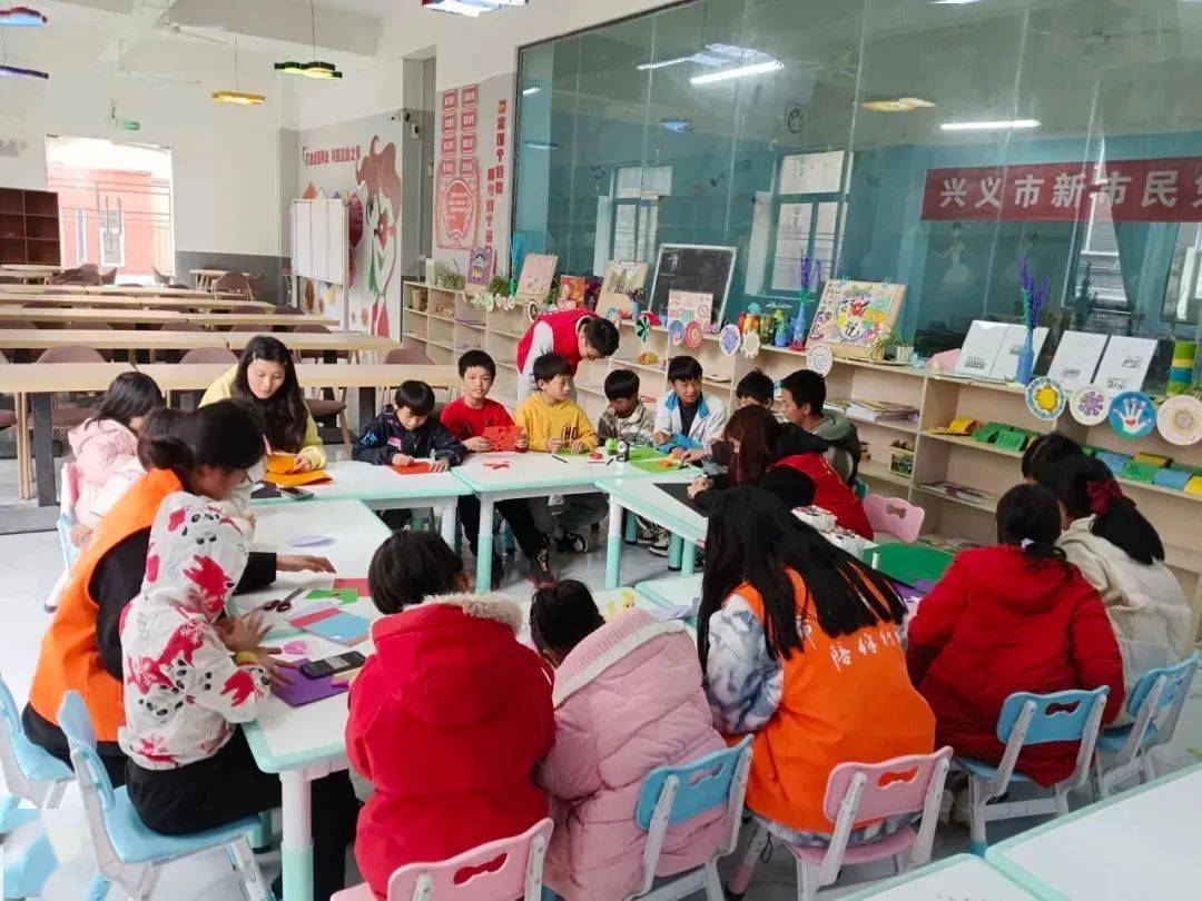 汇聚青春力量,贵州共青团暖心开展"一老一小"公益陪