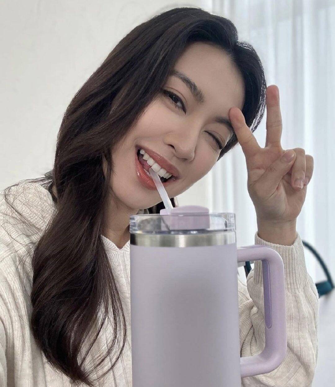 tvb前港姐朱千雪怀孕7个月亮相!