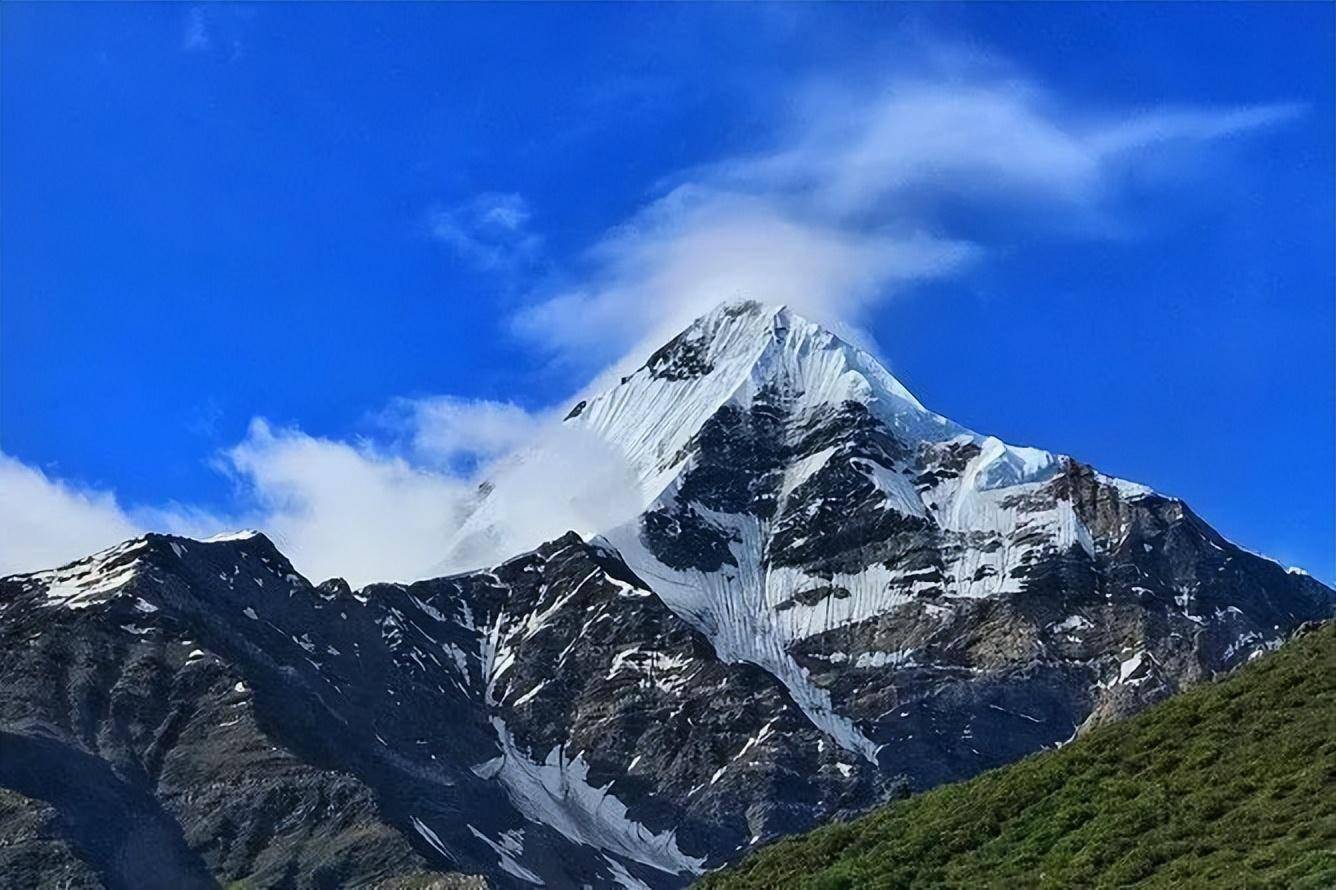 冬—萨普徒步雅鲁藏布峡谷北起米林县的大渡卡村,南到墨脱县巴昔卡村