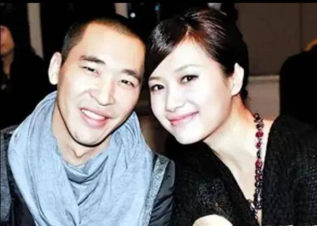 徐静蕾:从叛逆少女到圈内翘楚,感情历程揭秘,谁是真命天子?