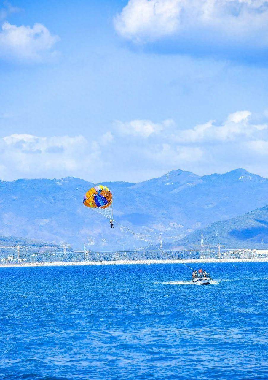 三亚西岛---世界公认的潜水胜地之一_渔村_海岛_初中