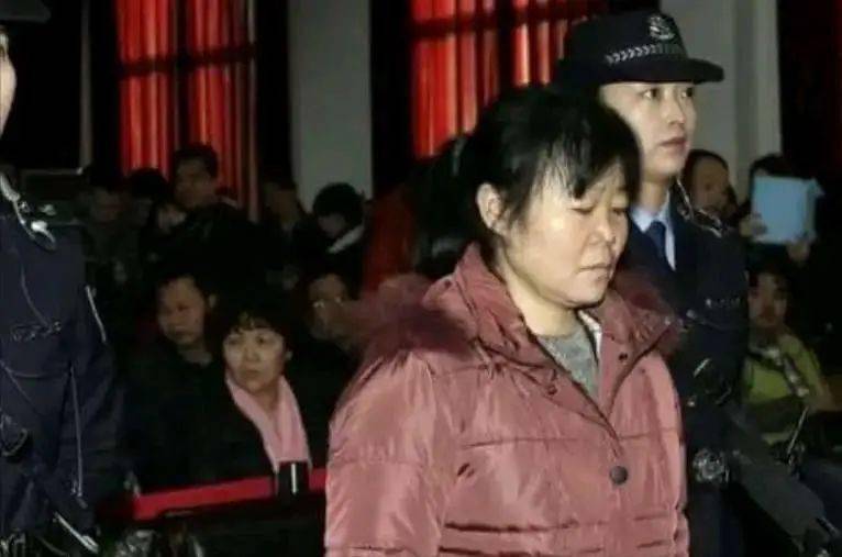 陕西一家医院,10个新生儿9个绝症,当真相被揭开,妇产科主任被判死刑