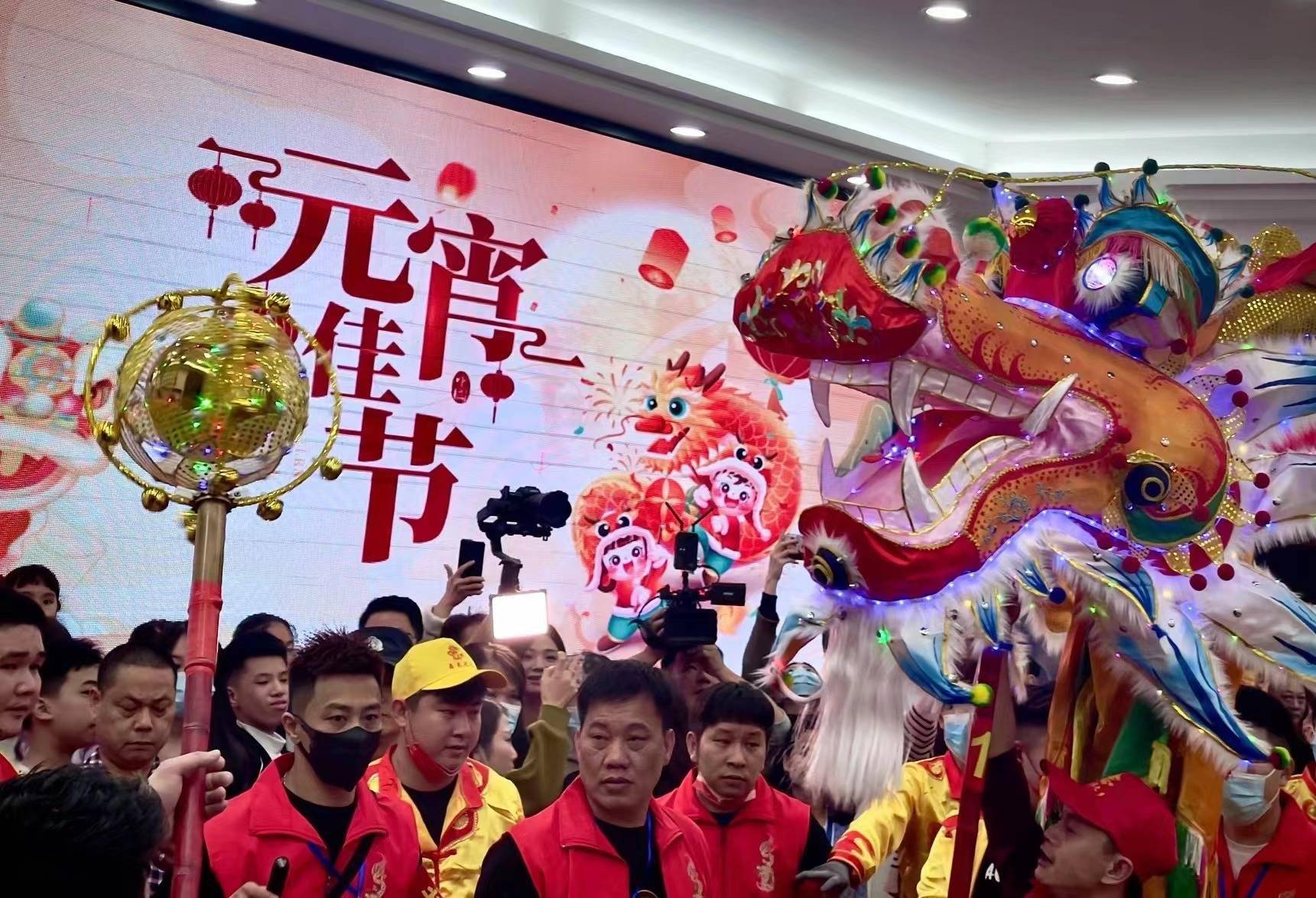 视频|村村舞龙,家家接龙!惠东吉隆"热辣滚烫"闹元宵_活动_表演_发展