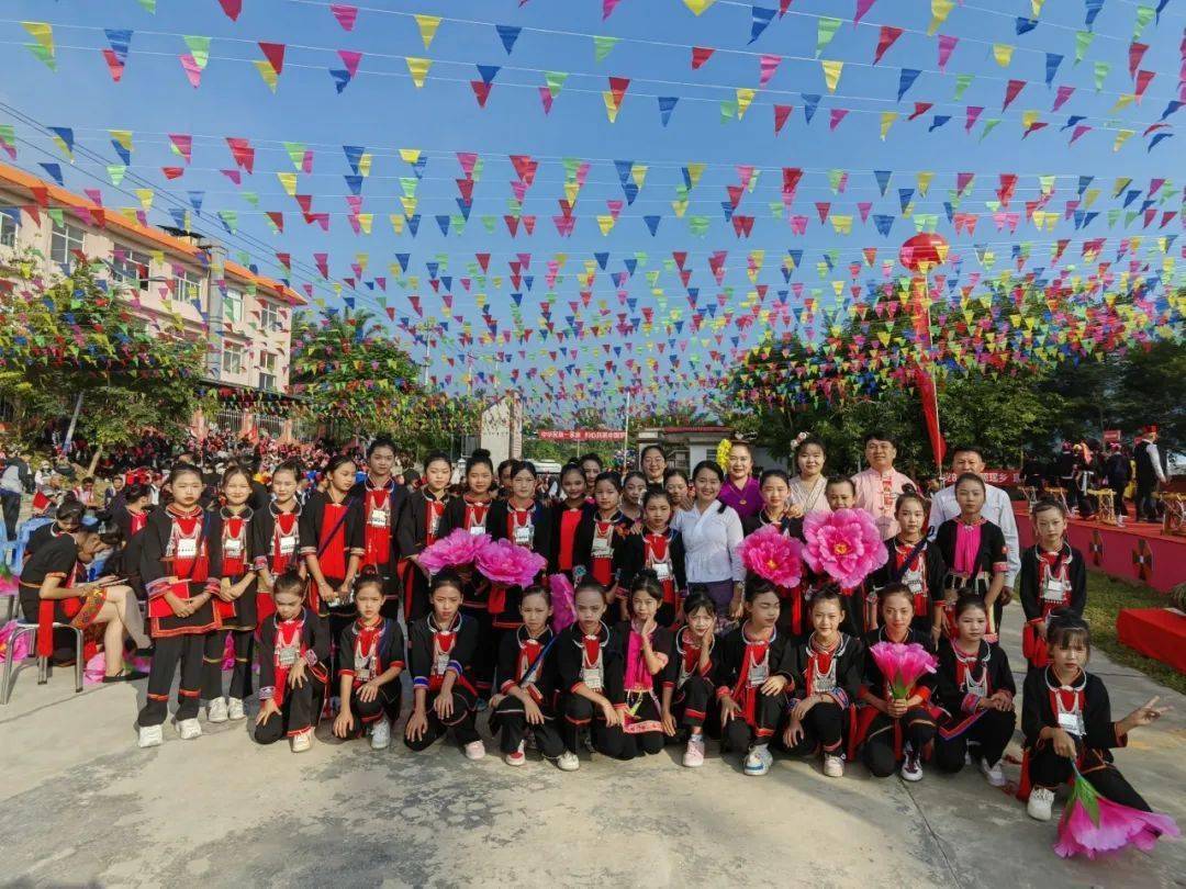 无忧图集 | 一起赏无忧勐腊的春_活动_易武镇_灭火