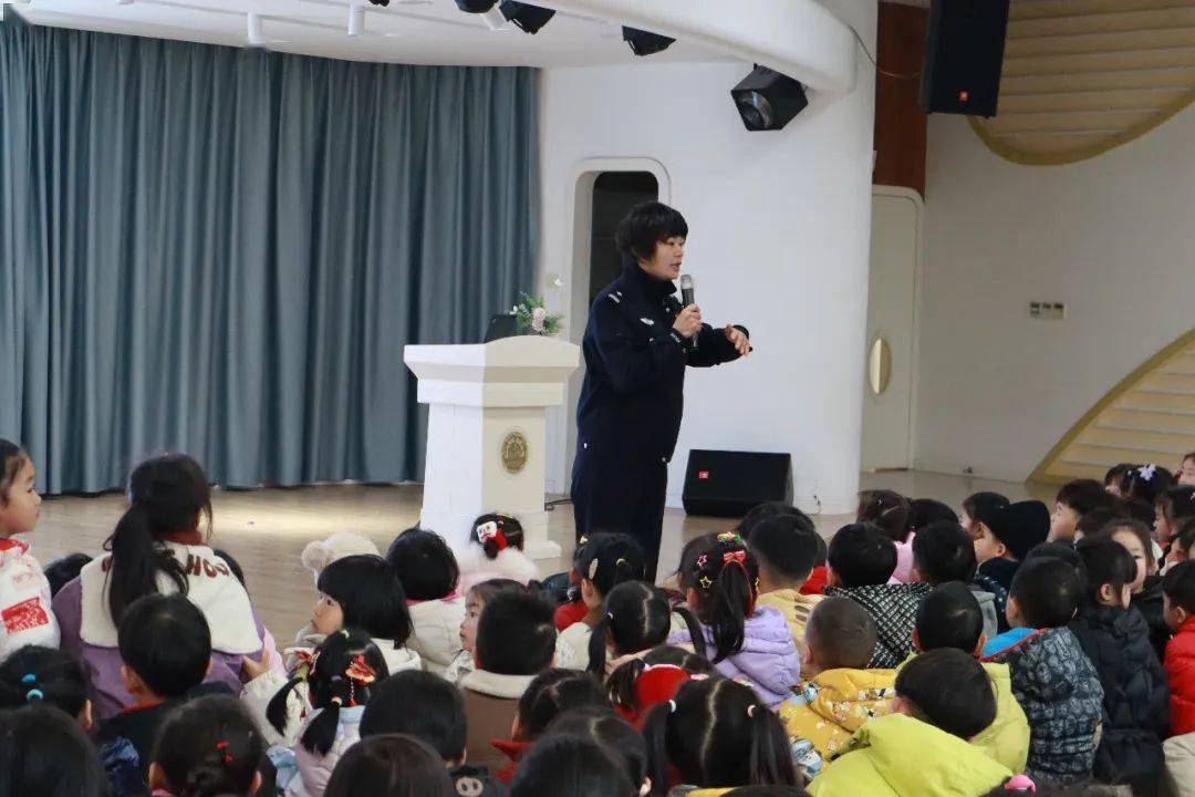 看西湖校园的开学第一课能量满满_中国人_精神_杭州