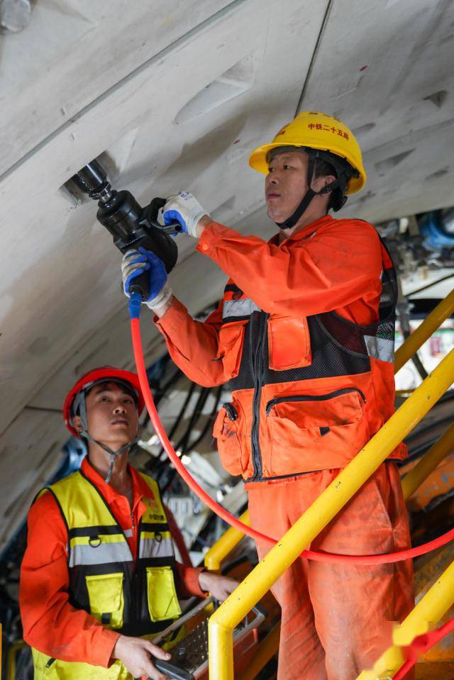 广州地铁未来可坐到深圳?_施工_南珠_建设