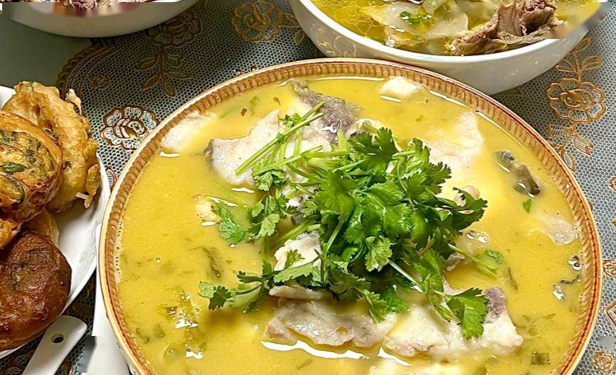 江苏女子远嫁山西,晒娘家与婆家晚餐对比,网友笑了:真实又搞笑_赵静荣