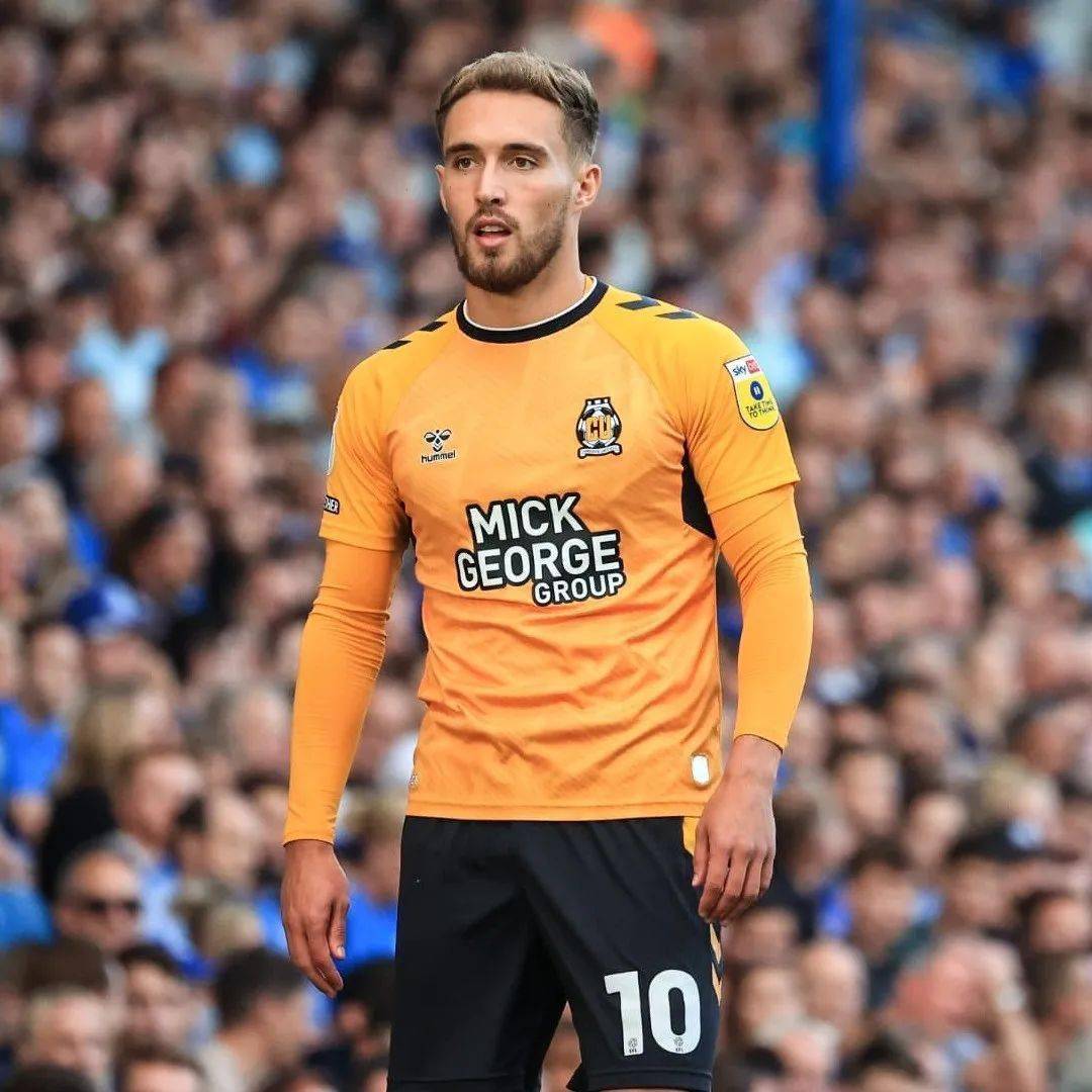 雷丁_足球俱乐部_英国