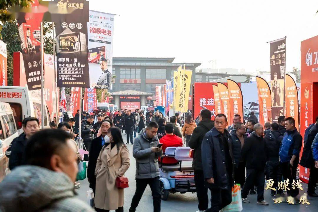 短视频,以及《电动车销售》,《荣哥选车》,《电动车联盟号》,《电动车