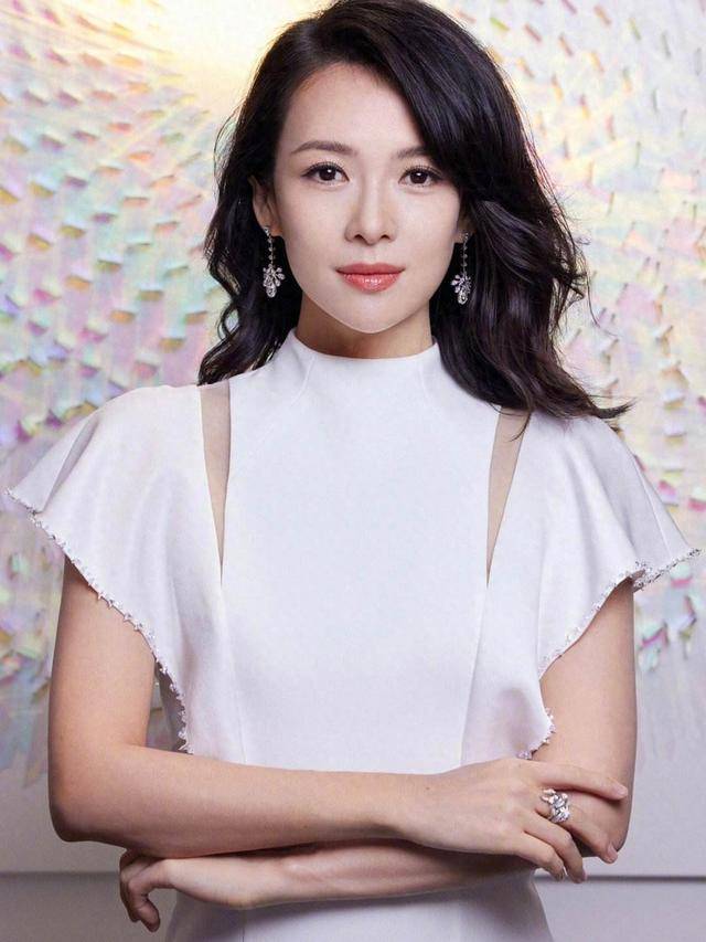 章子怡18岁时有多撩人?少女时期旧照曝光?