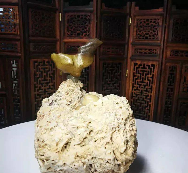 但到了内地的一些大城市却价格不菲;长江画面石的价格原先在本地较为