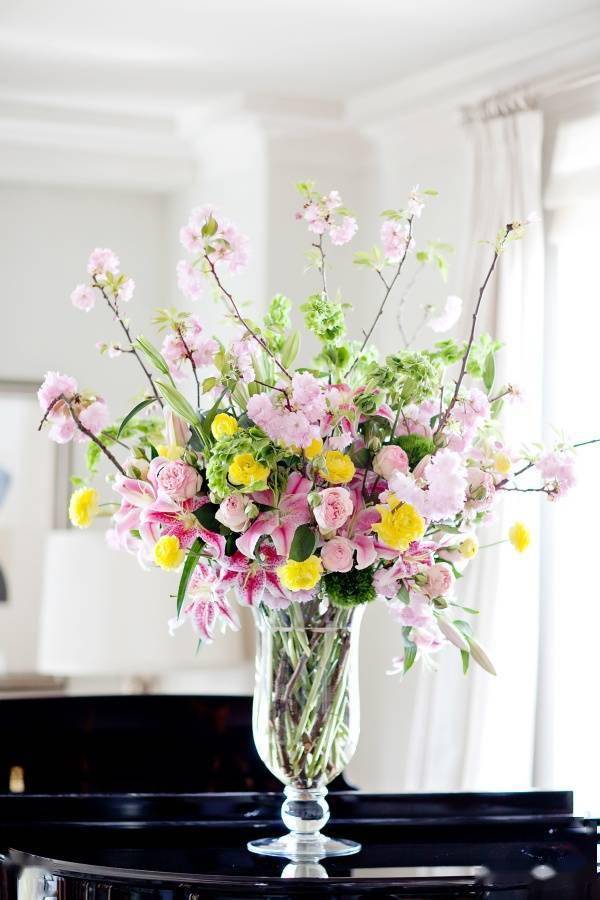 一瓶桌花,整个家都会充满诗意了_插花_梅花_牡丹