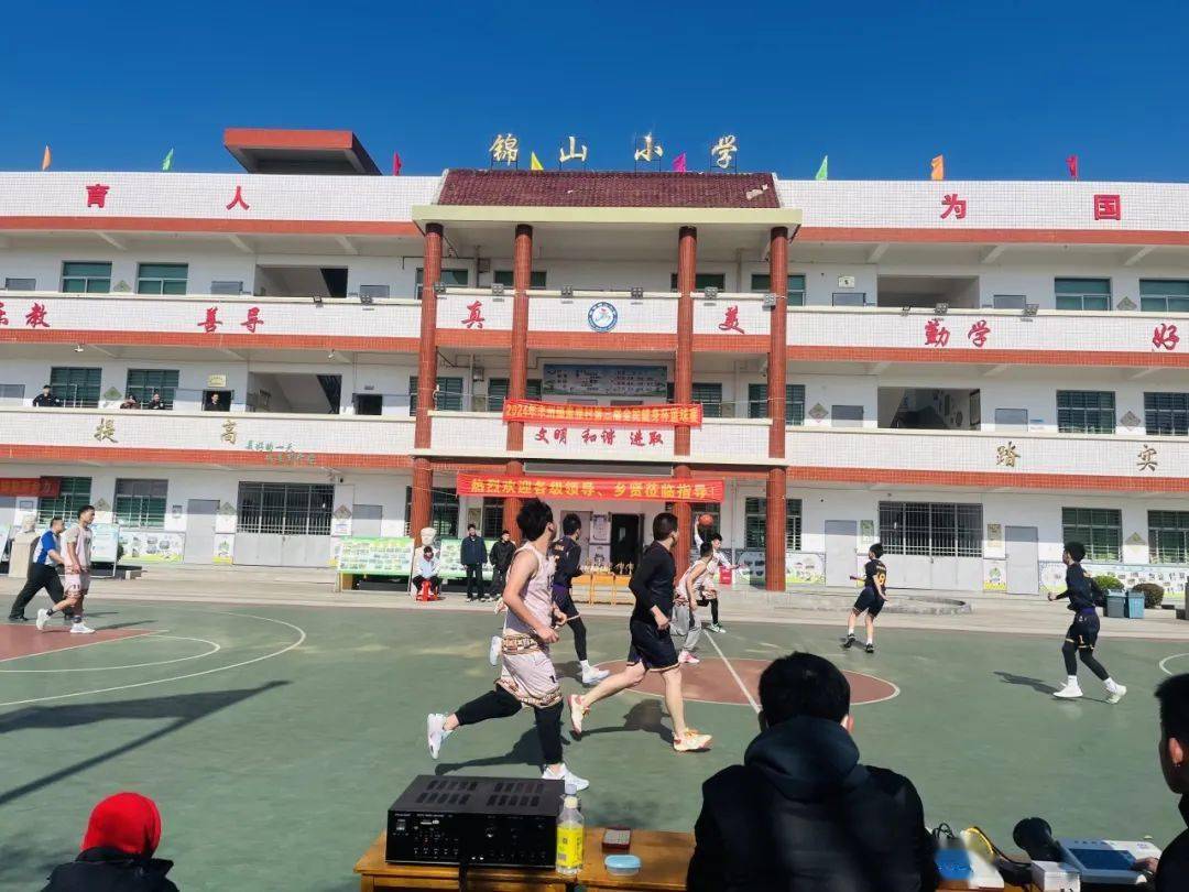 丰州镇旭山村工会在旭山村新时代文明实践站举行元宵游园活动,活动