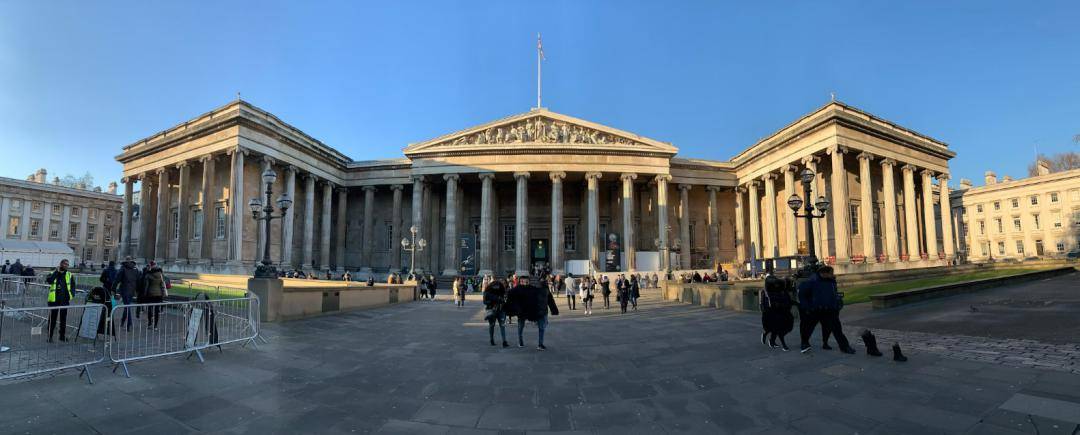 整日游览前往英国著名城市温莎,途径温莎皇家车站,参观温莎城堡