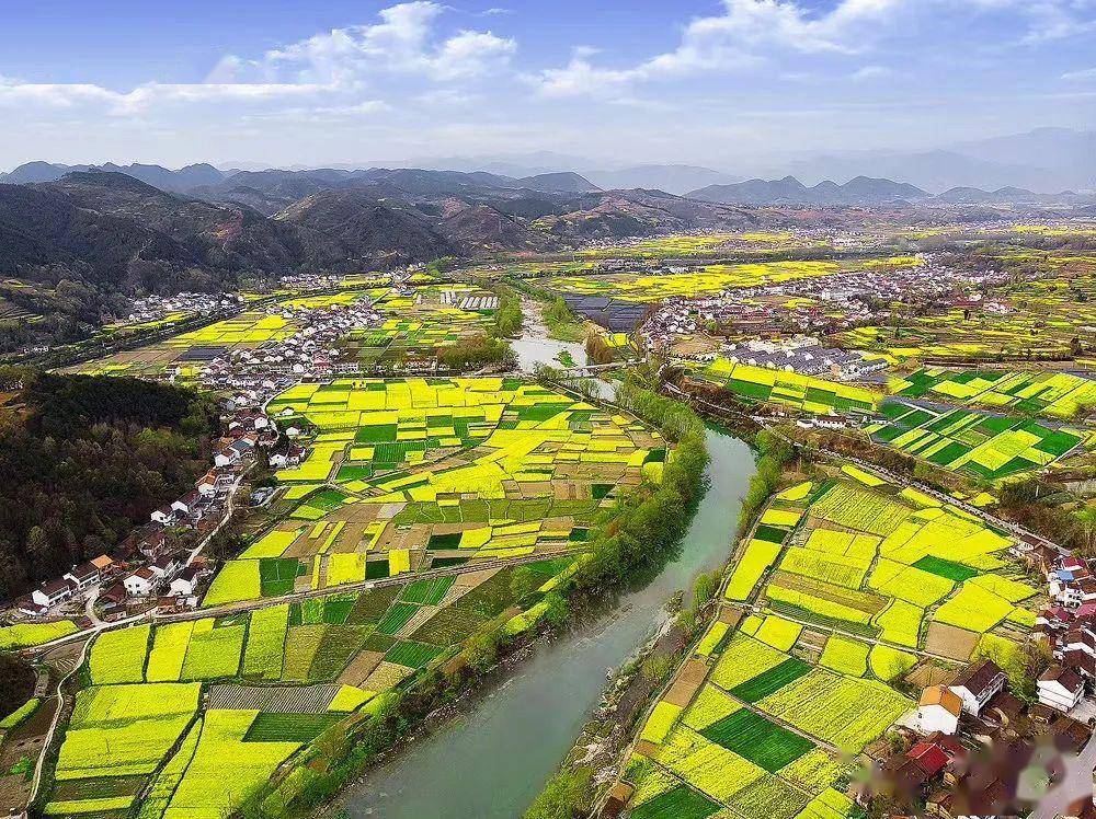 公里,途经西汉高速勉县出入口,元墩镇,阜川镇,沿途打造了杨家山,龙湾