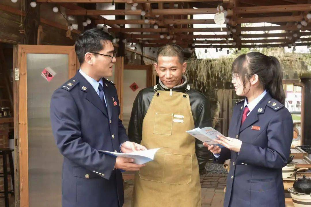 税惠相伴 温暖重点群体创业路_服务_李英泰_税务