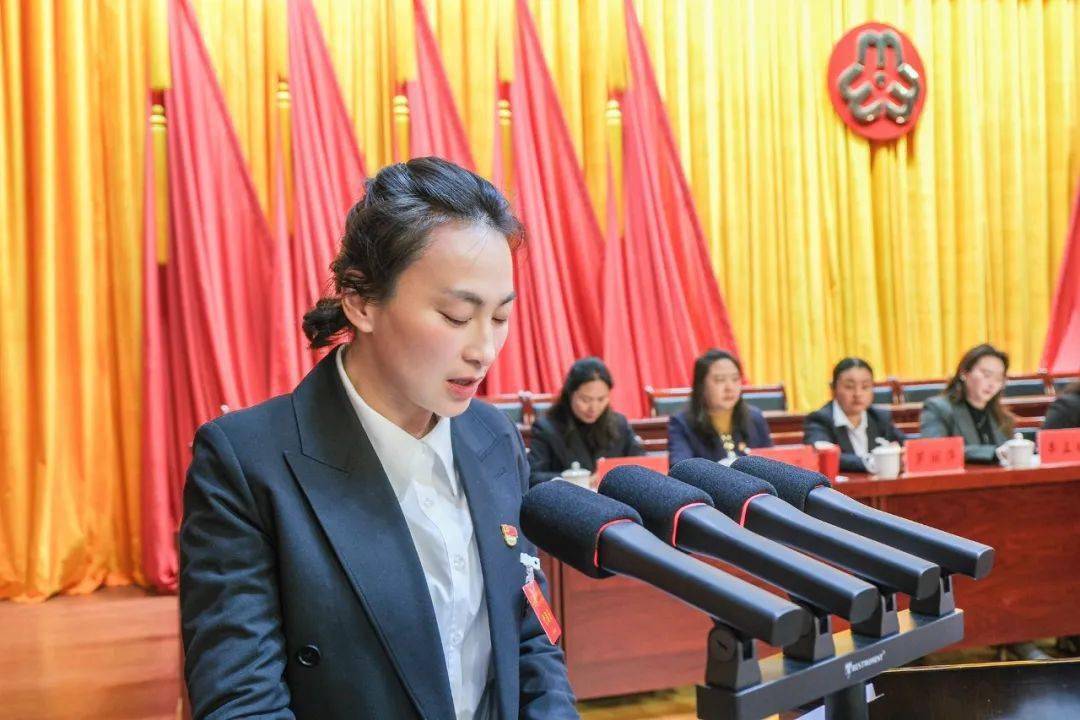凝心聚力跟党走 巾帼建功新时代——晋宁区妇女第三次代表大会隆重