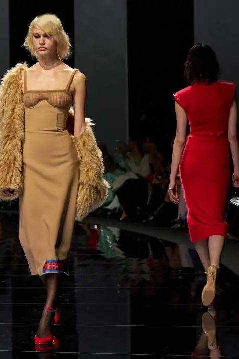 米兰最火爆的时尚时刻都在这里了!