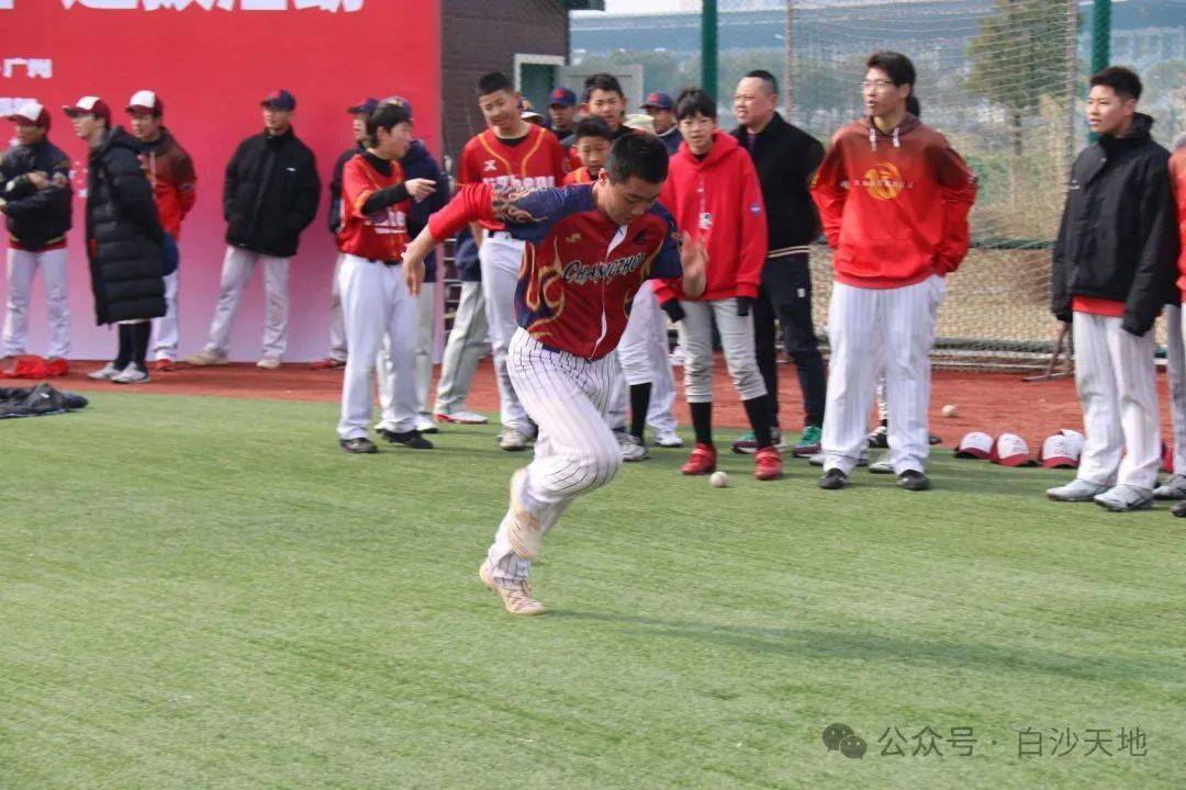 中国棒球"希望之星队"在仪征"选星"_测试_主教练_训练