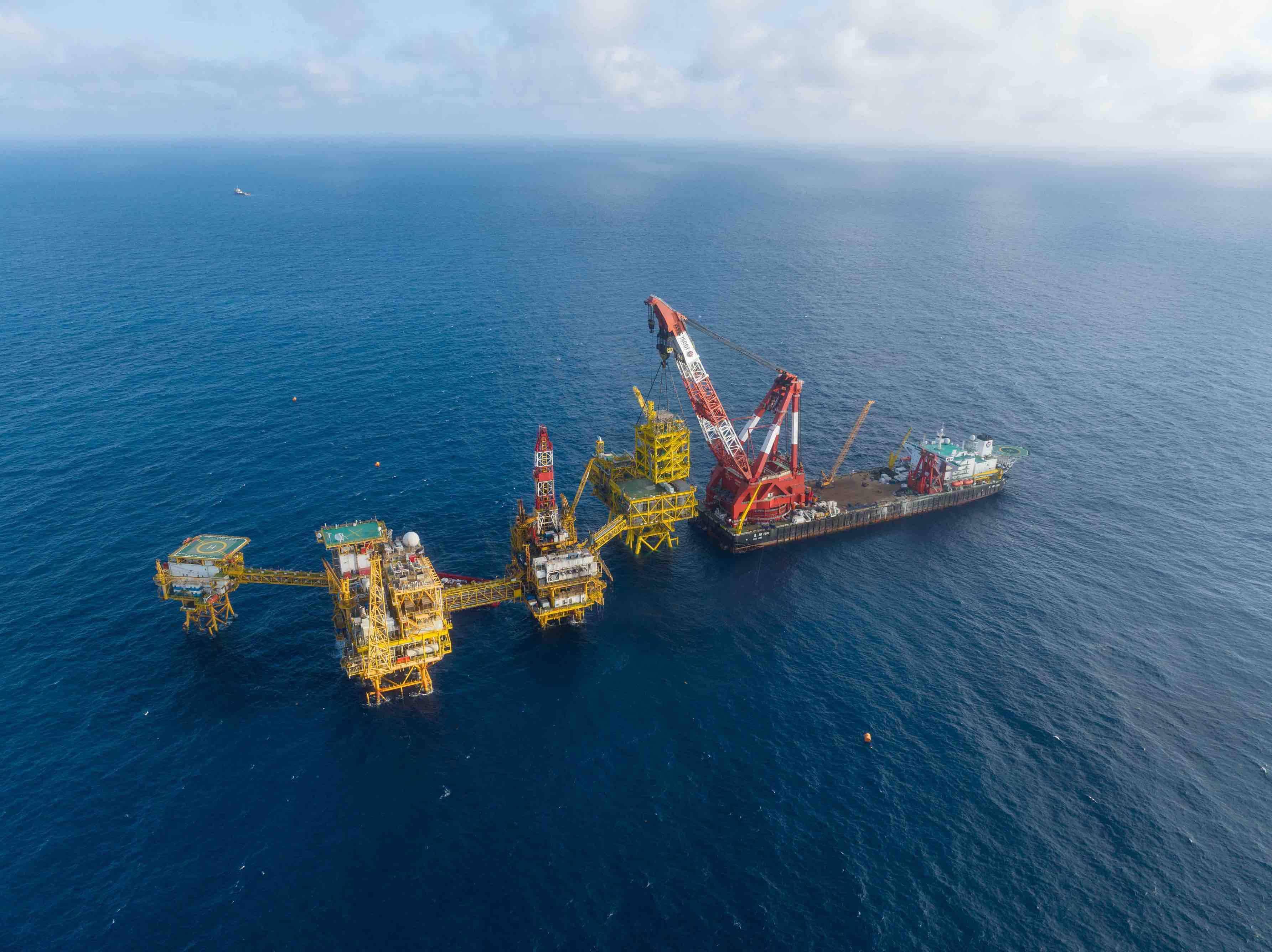 "深海一号"二期工程全面投产后,可使"深海一号"超深水大气田储