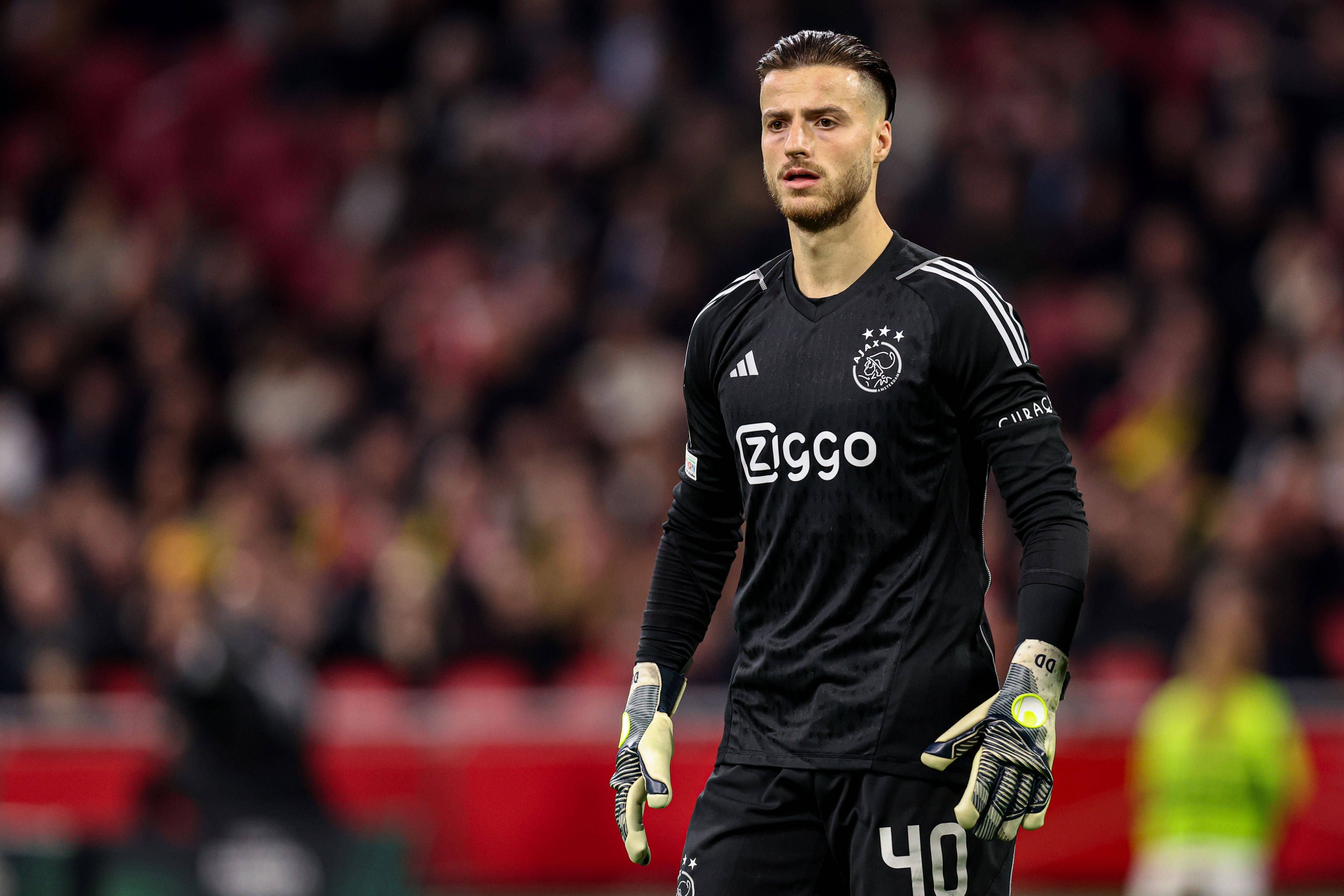 法尔克:曼联有意阿贾克斯22岁门将拉马伊,枪手蓝军也感兴趣_德国_现年