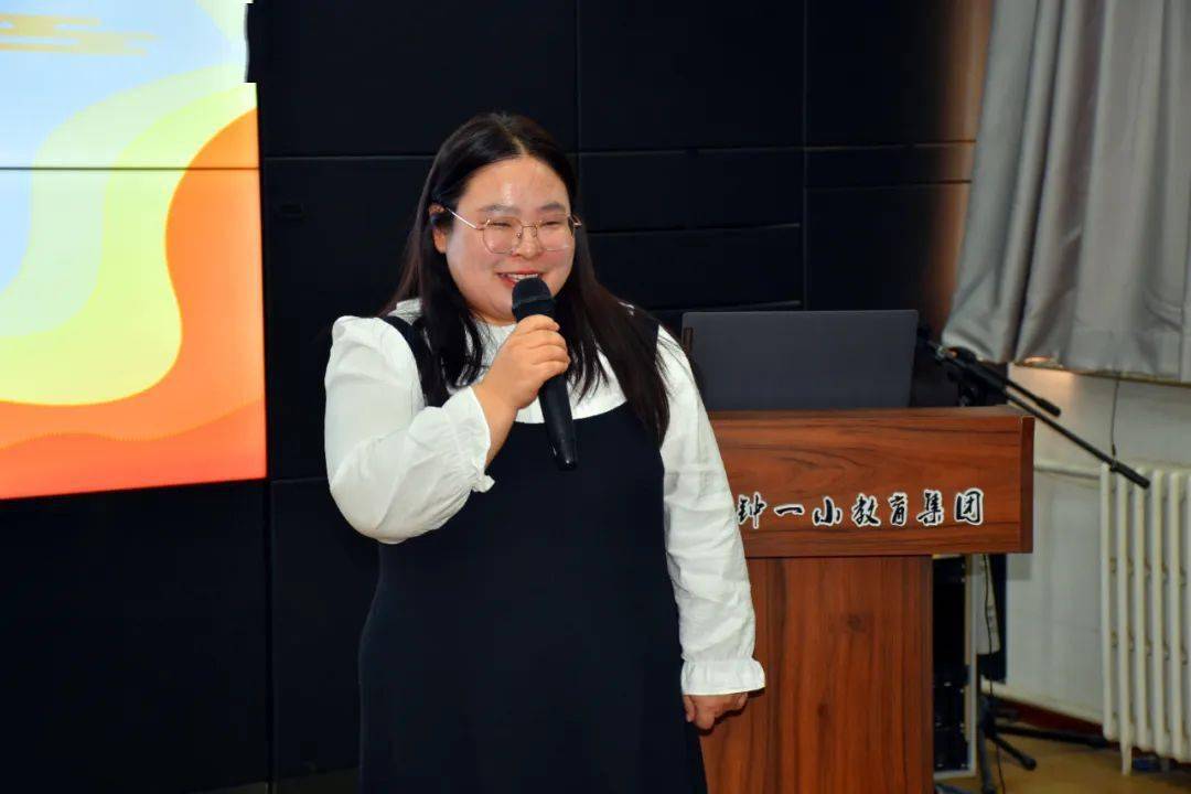 《上春山》点评教师:李鑫琪  苏亮亮《心向往之,行则将至》邱佳莹