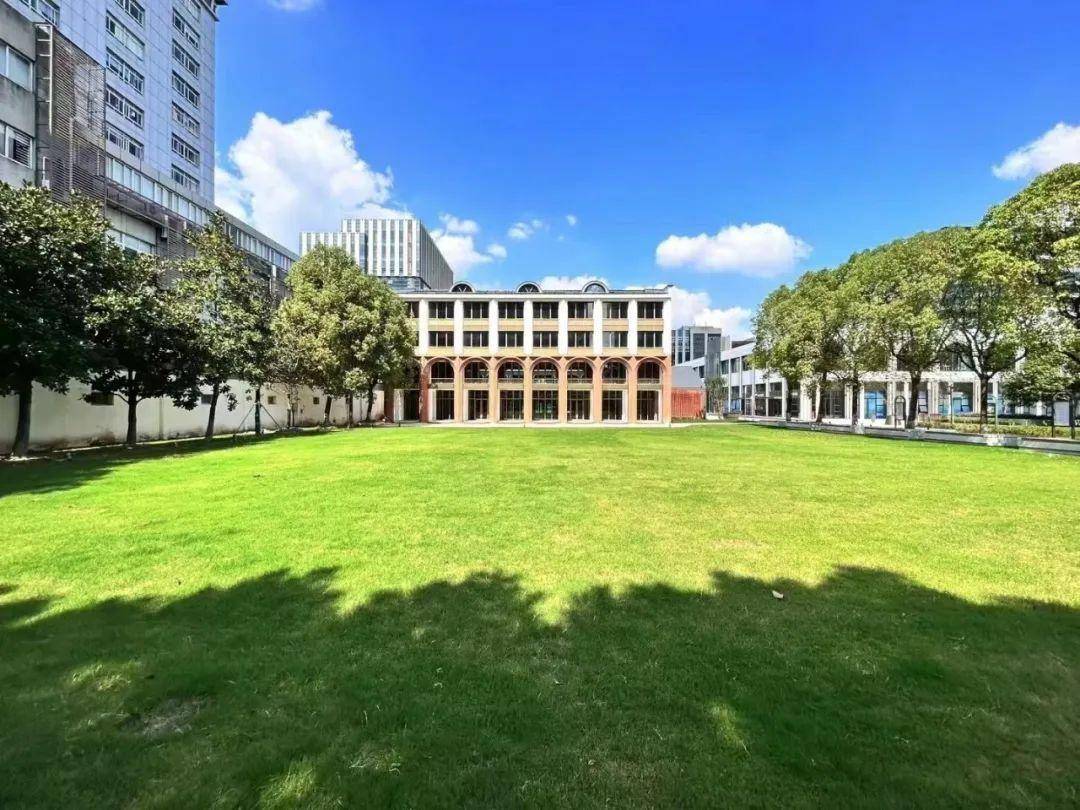 闵行这里的15栋"亿元楼"里,改变正在悄然发生