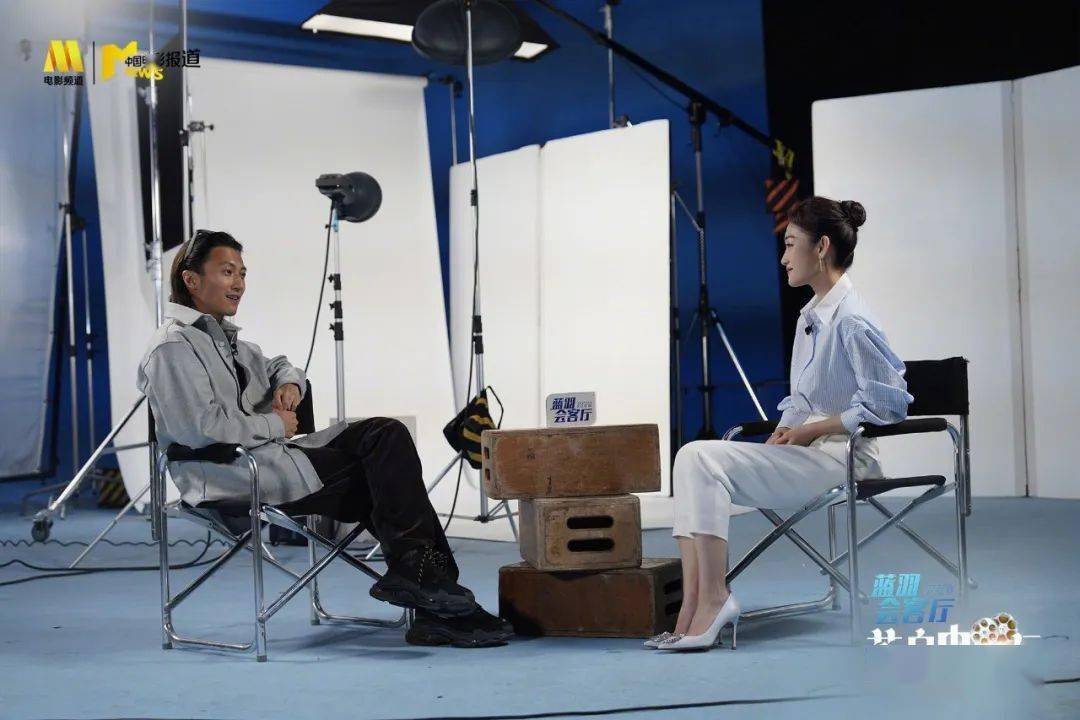 谢霆锋做客《蓝羽会客厅》,《怒火漫延》已杀青,《新警察故事2》将