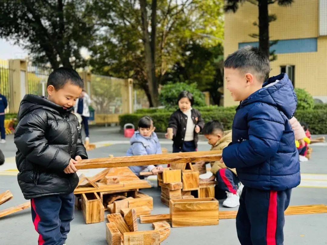 一日时光,"幼"见成长——东华幼儿园(两园区)一日活动_生活_游戏_教育