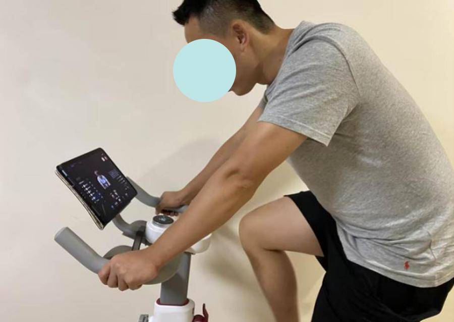 单车,m2m 可以搭配野小兽 app使用,让你在家里,感受到健身房同款燃脂