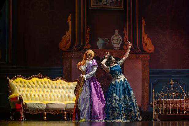 看灰姑娘,长发奇缘等大型舞台剧,vip坐席体验超赞!