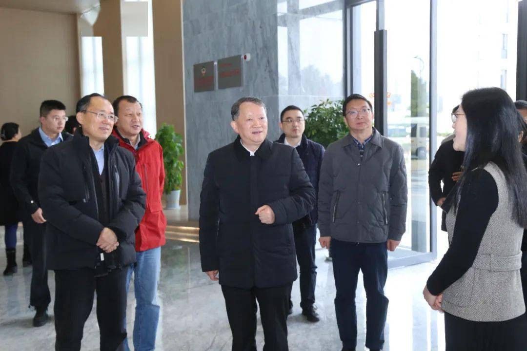 陈利众带队赴南湖区调研助力建强主城区和加强"三支队伍"建设工作