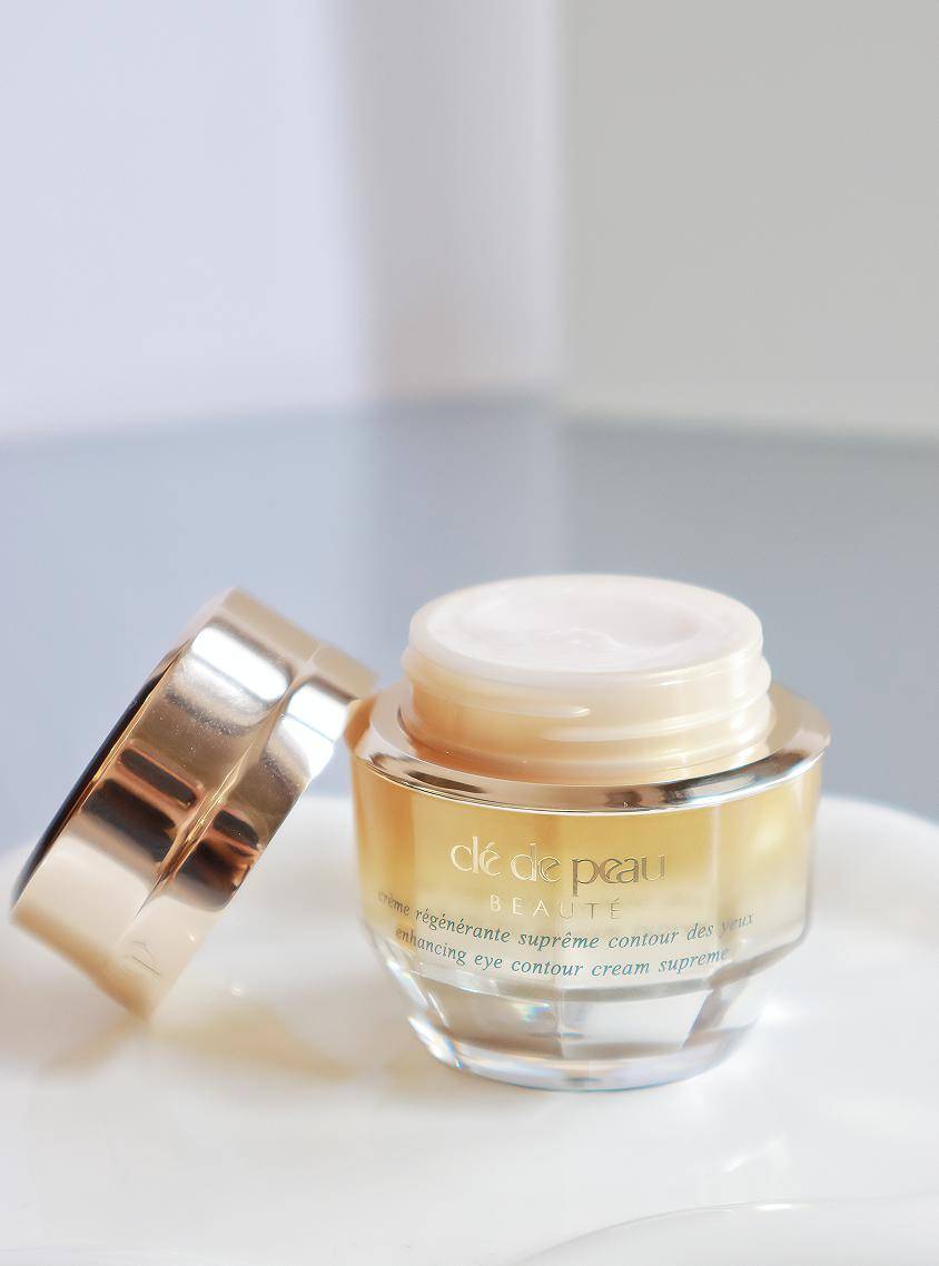 cpb 4d精雕眼霜更是通过多维度升级,把眼周进阶为肌