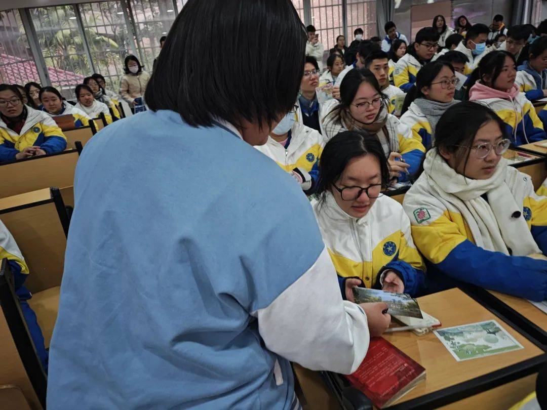 讲好南国故事 | 感恩母校行-回访广州市真光汾水中学_活动_学弟_学妹