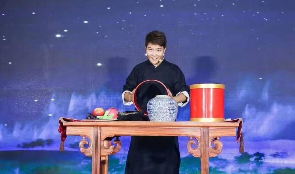 济南市杂技团张云峰荣获新时代魔术领军人才称号