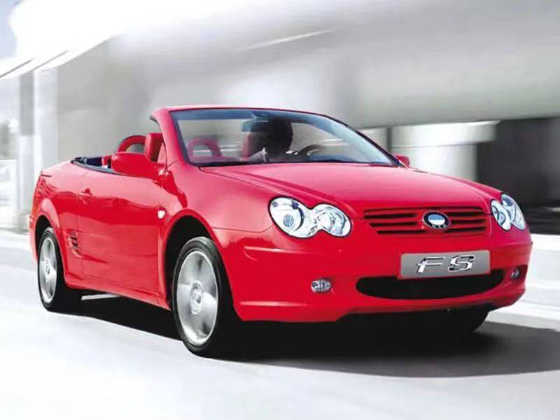 同样是在2006年,比亚迪也发布了一款跑车,而且还是敞篷,刚亮相时命名