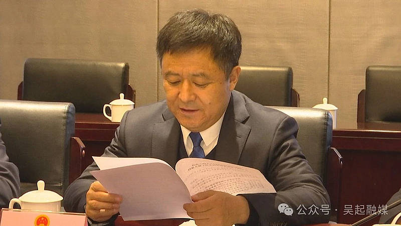 贺毅说,报告思路清晰,目标明确,鼓舞人心,催人奋进.