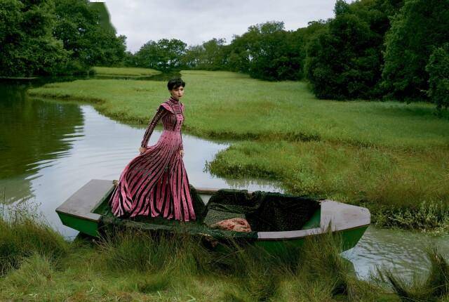 rihannaangelina joliemisty copelandkaty perrytaylor swiftkirsten