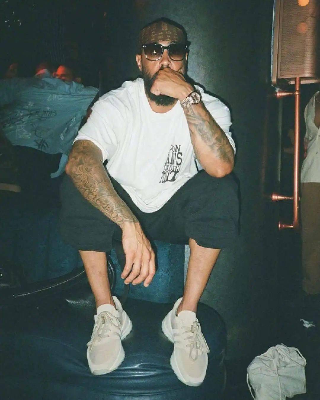 这颜值,确实顶级……_侃爷_nike_air