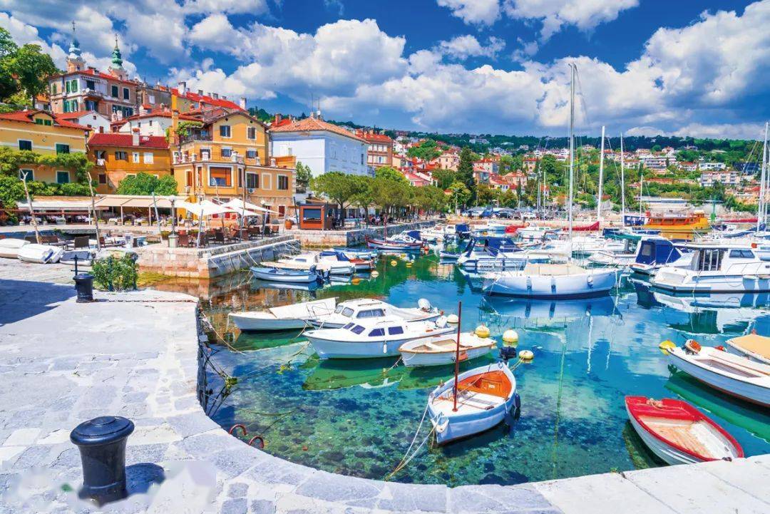 奥帕蒂亚是伊丽莎白皇后最钟情的夏季度假胜地之一,也是亚得里亚海里