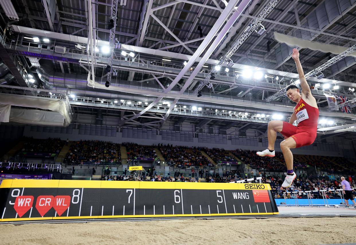 田径——室内世锦赛:王嘉男获男子跳远第九名(7)_新华社_英国_高清