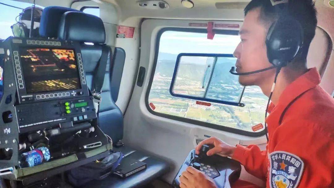 从240斤胖子到"最帅"特警,看这些真实版"热辣滚烫"_张峥_张昊_韩春