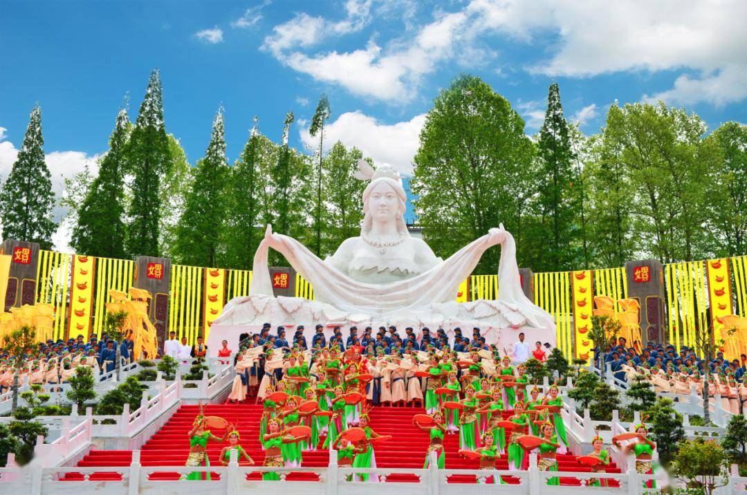 1397253928408  鹿苑康养小镇地址:远安县旧县镇鹿苑村二组电话:0717