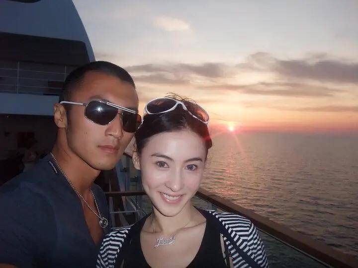 张柏芝,终为自己的"混乱情史"付出了代价_朱永棠_母亲_人生