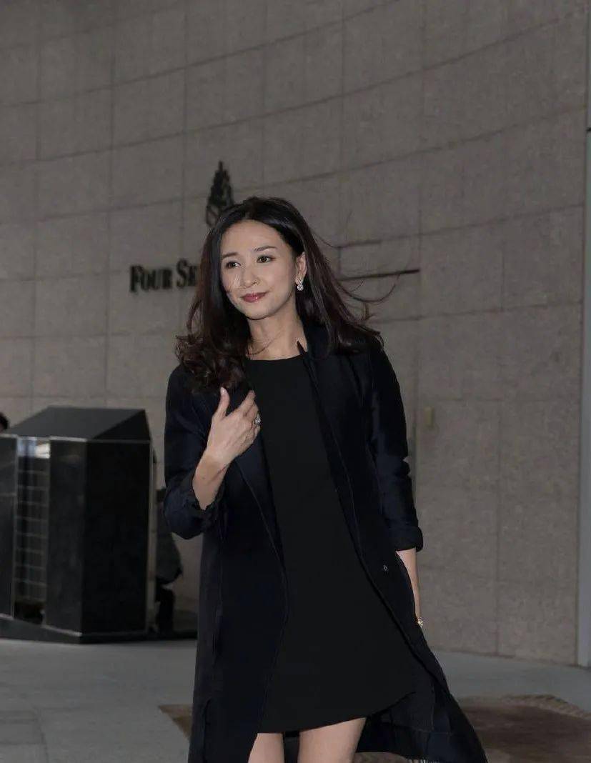 豪门冻龄阔太27岁儿子近照曝光,她的低调再也藏不住了67_吴婉芳