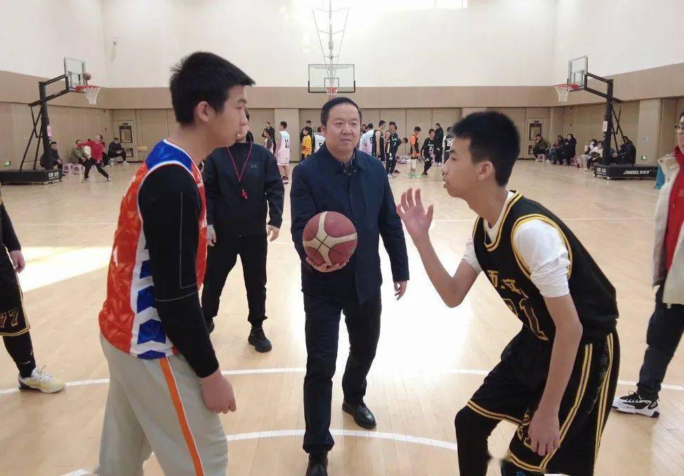 梦想当"燃"·"活"力全开 | 篮球少年集结,诠释热血与热爱~_比赛_实验