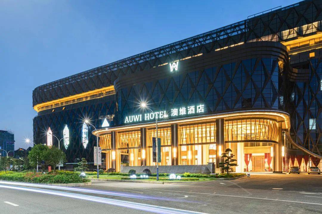 三大天花板级花海~平坝樱花 罗平油菜花 乌蒙杜鹃花!