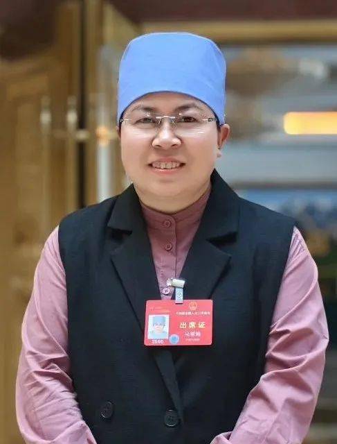 全国人大代表,宁夏回族自治区吴忠市红寺堡区农民作家马慧娟——让