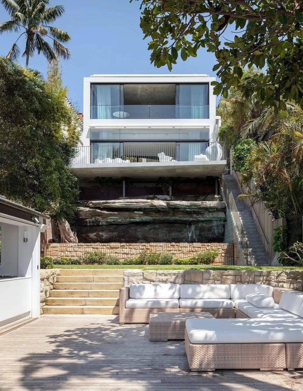 极简混凝土别墅,超美!