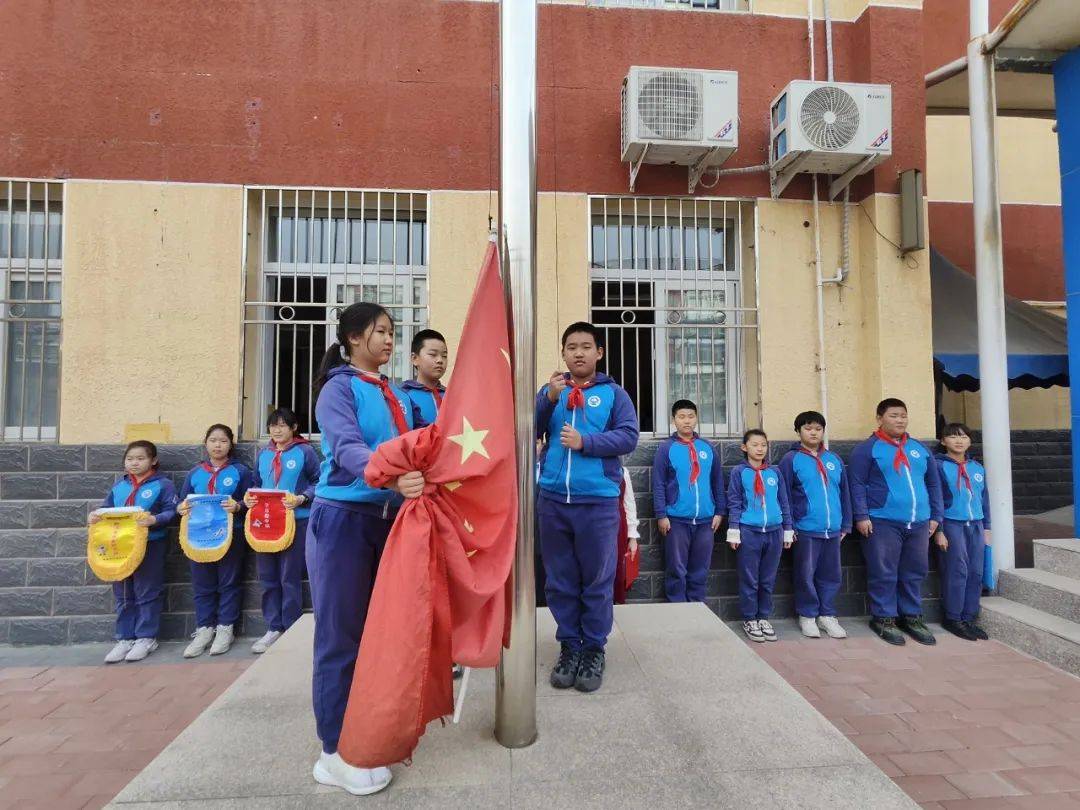 主题活动】弘扬雷锋精神 争做时代少年—丰台五小科丰西校区雷锋周